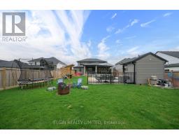 107 OPTIMIST DRIVE - 4