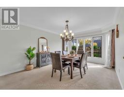 27 LAVENDER WAY - 12