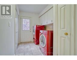 27 LAVENDER WAY - 21