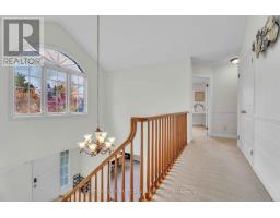 27 LAVENDER WAY - 22