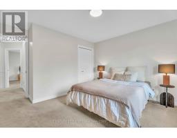 27 LAVENDER WAY - 32