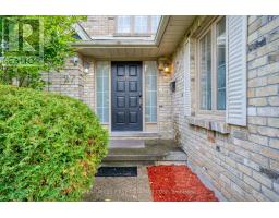 27 LAVENDER WAY - 4