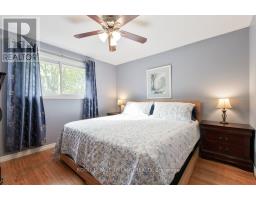 59 CONFEDERATION DRIVE - 16