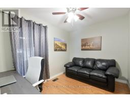 59 CONFEDERATION DRIVE - 19