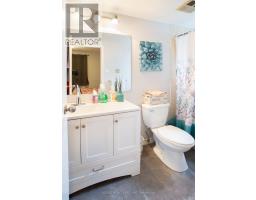 217 - 1 JACKSWAY CRESCENT - 11