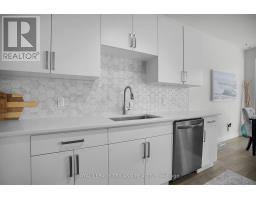 39 - 3380 SINGLETON AVENUE - 14