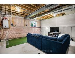 39 - 3380 SINGLETON AVENUE - 32