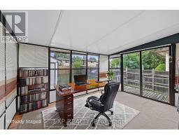 981 JALNA BOULEVARD - 26