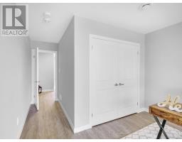 22 - 349 SOUTHDALE ROAD E - 11