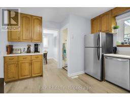 61 LARKSPUR CRESCENT - 10