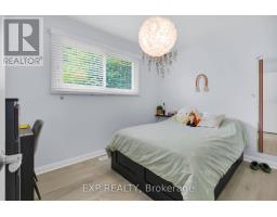 61 LARKSPUR CRESCENT - 14