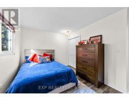 29 DUNSFORD CRESCENT - 19