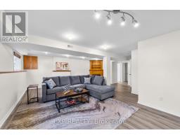 29 DUNSFORD CRESCENT - 22