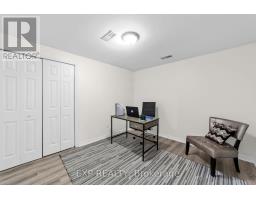 29 DUNSFORD CRESCENT - 24