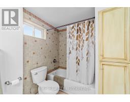 29 DUNSFORD CRESCENT - 26