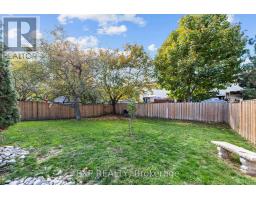 29 DUNSFORD CRESCENT - 34