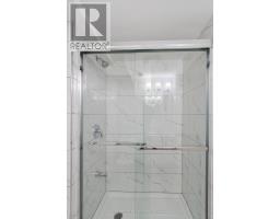 53 SUSAN AVENUE - 27