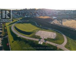 1091 UPPERPOINT AVENUE - 6