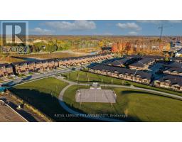 1091 UPPERPOINT AVENUE - 9