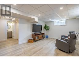 32 STONEFIELD LANE - 42