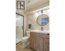 32 STONEFIELD LANE - 46