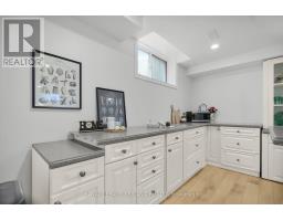 1547 BEAVERBROOK AVENUE - 39