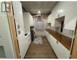 5661 CLANDEBOYE DRIVE - 7