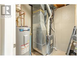 10211 LAKEVIEW AVENUE - 22