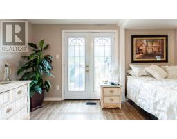 419 FERNDALE AVENUE - 17