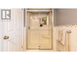 419 FERNDALE AVENUE - 25