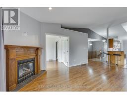 5 - 5 FOXHOLLOW DRIVE - 12