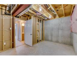 5 - 5 FOXHOLLOW DRIVE - 31