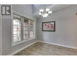 5 - 5 FOXHOLLOW DRIVE - 4