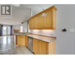 5 - 5 FOXHOLLOW DRIVE - 8