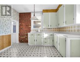 121 TECUMSEH AVENUE E - 13