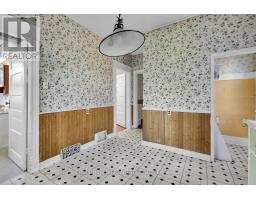 121 TECUMSEH AVENUE E - 14