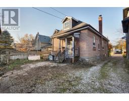 121 TECUMSEH AVENUE E - 38