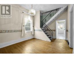 121 TECUMSEH AVENUE E - 9