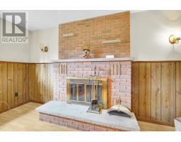 42 APPLEGREEN GROVE - 19