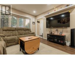 222 CAIRN STREET - 17