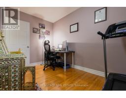 222 CAIRN STREET - 33