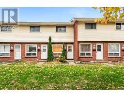 D - 71 WELLESLEY CRESCENT - 1