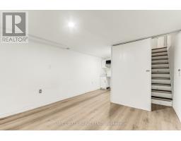 D - 71 WELLESLEY CRESCENT - 18