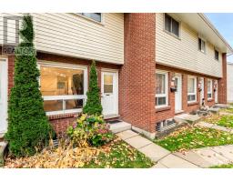 D - 71 WELLESLEY CRESCENT - 2