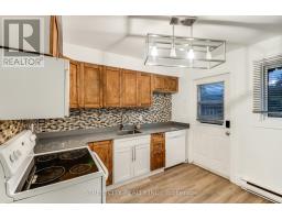 D - 71 WELLESLEY CRESCENT - 5