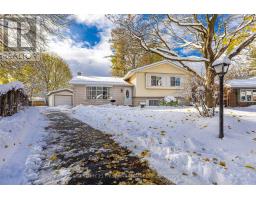 636 GLENGYLE CRESCENT - 2