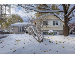 636 GLENGYLE CRESCENT - 3