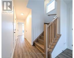 235 KENNINGTON WAY - 11