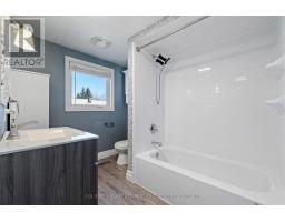 208 VICTORIA AVENUE E - 14