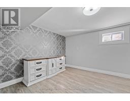 208 VICTORIA AVENUE E - 29